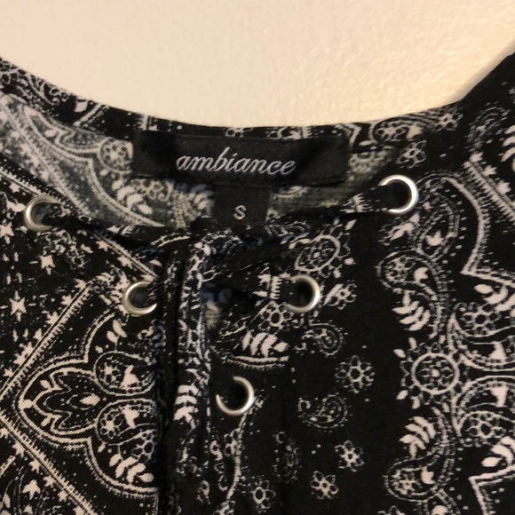 black and white romper - Picture 3 of 3